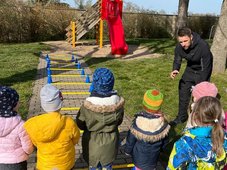 Die Abbildung zeigt das Mini-Sportabzeichen beim SV Etgersleben e.V.