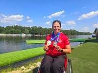 Para Kanutin Anja Adler holte bei den Marathon-Europameisterschaften Doppel-Gold
