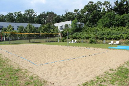 Der Beachplatz ist nur für Beachvolleyball.