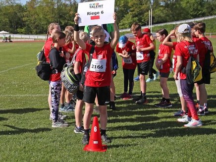 Die Riegen sind bereit zum Start. Hier sehen Sie Impressionen der Sachsen-Anhalt-Spiele 2022.